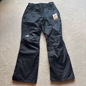 NWT The North Face Black snow Pants large